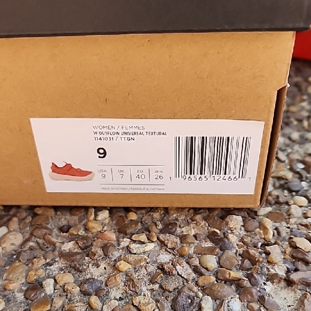 Teva Women's Water Shoes Size 9